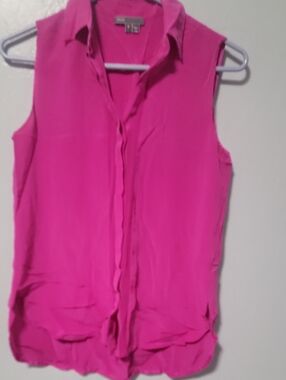 Vince Sleeveless Button-Front Top in Hot Pink